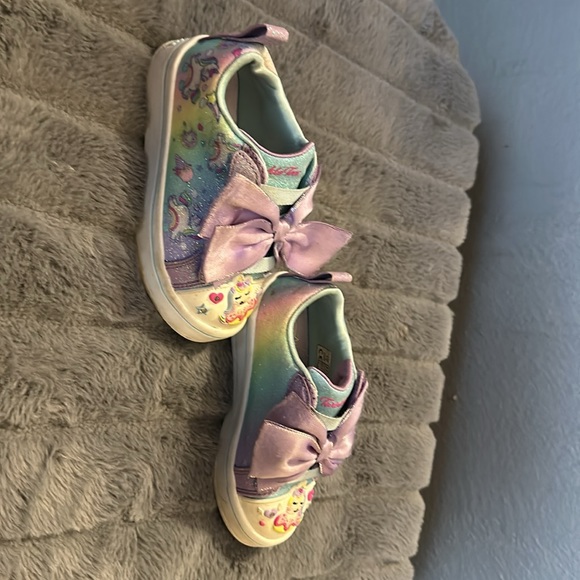 Twinkle Toes - Picture 3 of 3